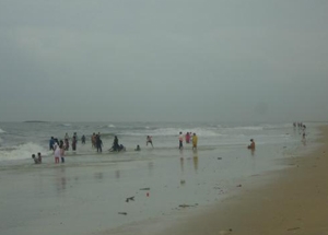 Malpe beach life guards short of equipment